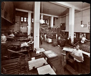 Männer bei der Arbeit in der Druckerei der Metropolitan Life Insurance Co. in der 23rd Street und Madison Avenue, New York, 1907